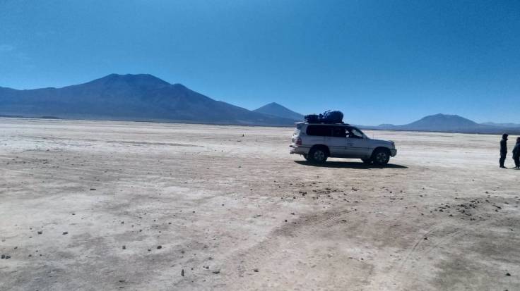 Salar de Uyuni travessia de carro