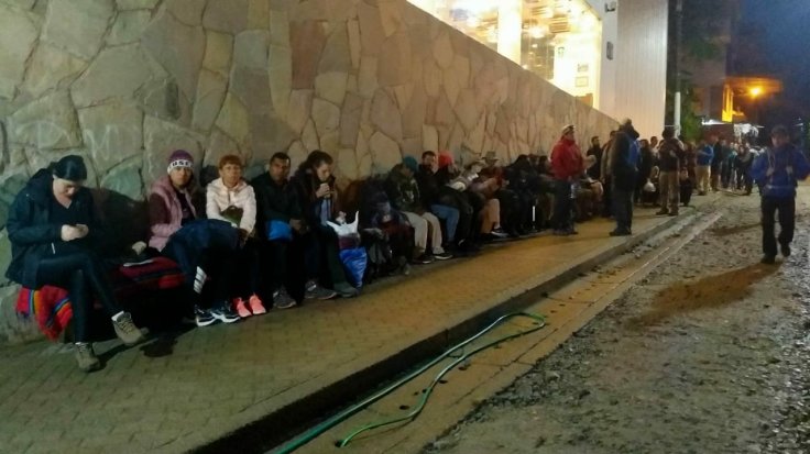 Fila para ônibus no Machu Picchu